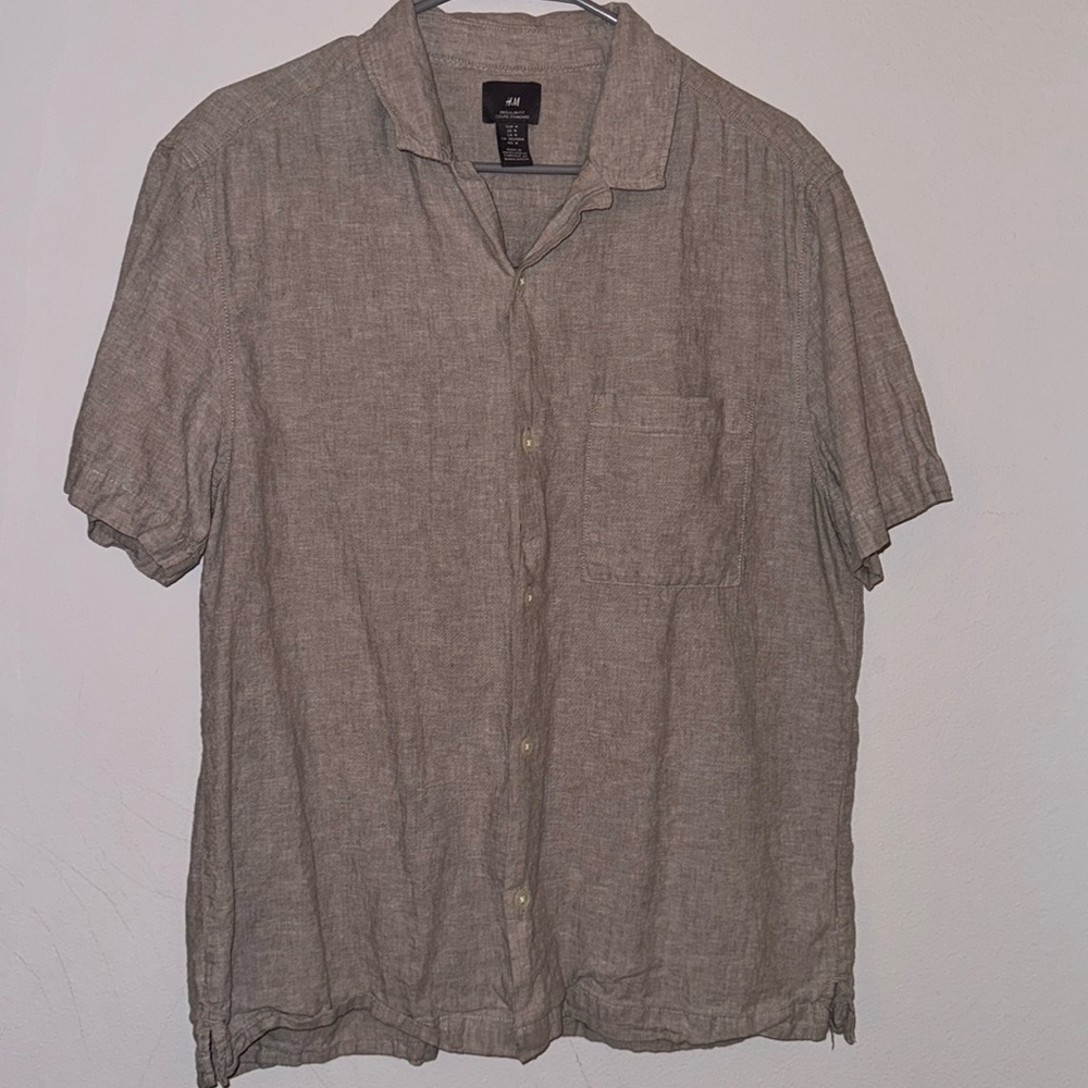 H&M size medium button shirt